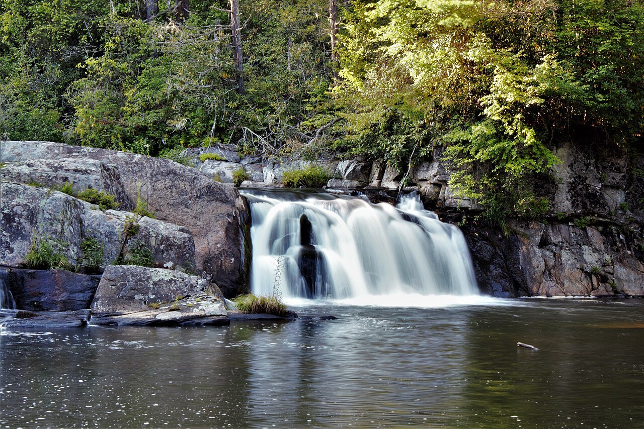 A broad cascade on the Linville River above the falls.